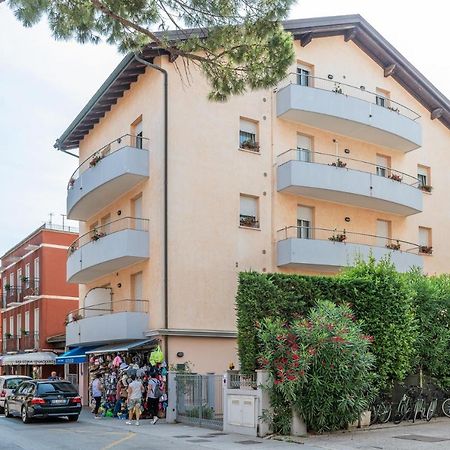 Casa Lina Apartment Caorle Exterior photo